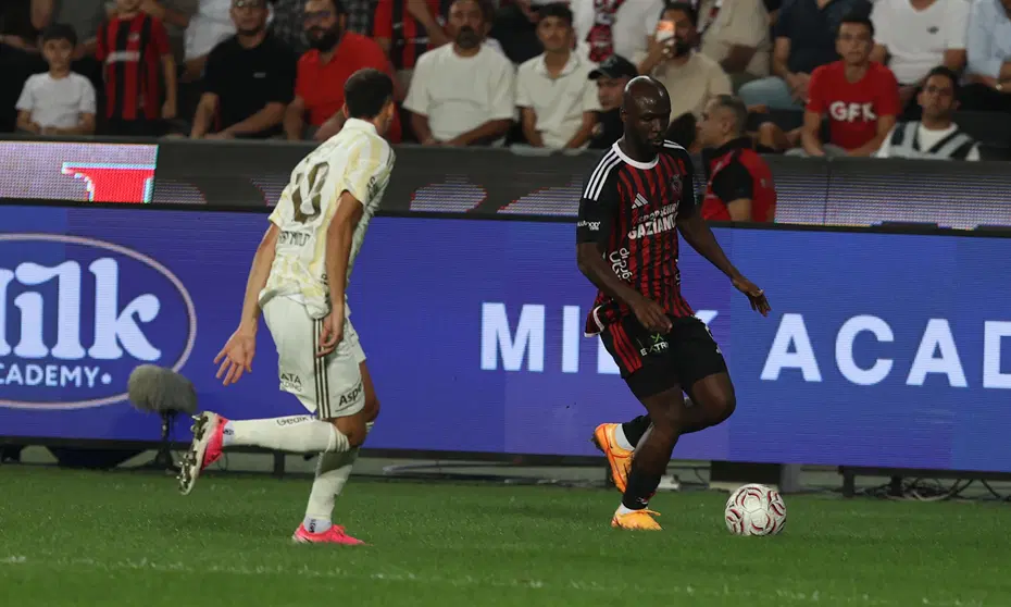 İlker Yağcıoğlu’ndan Fenerbahçe ve İsmail Kartal’a sert tepki: 