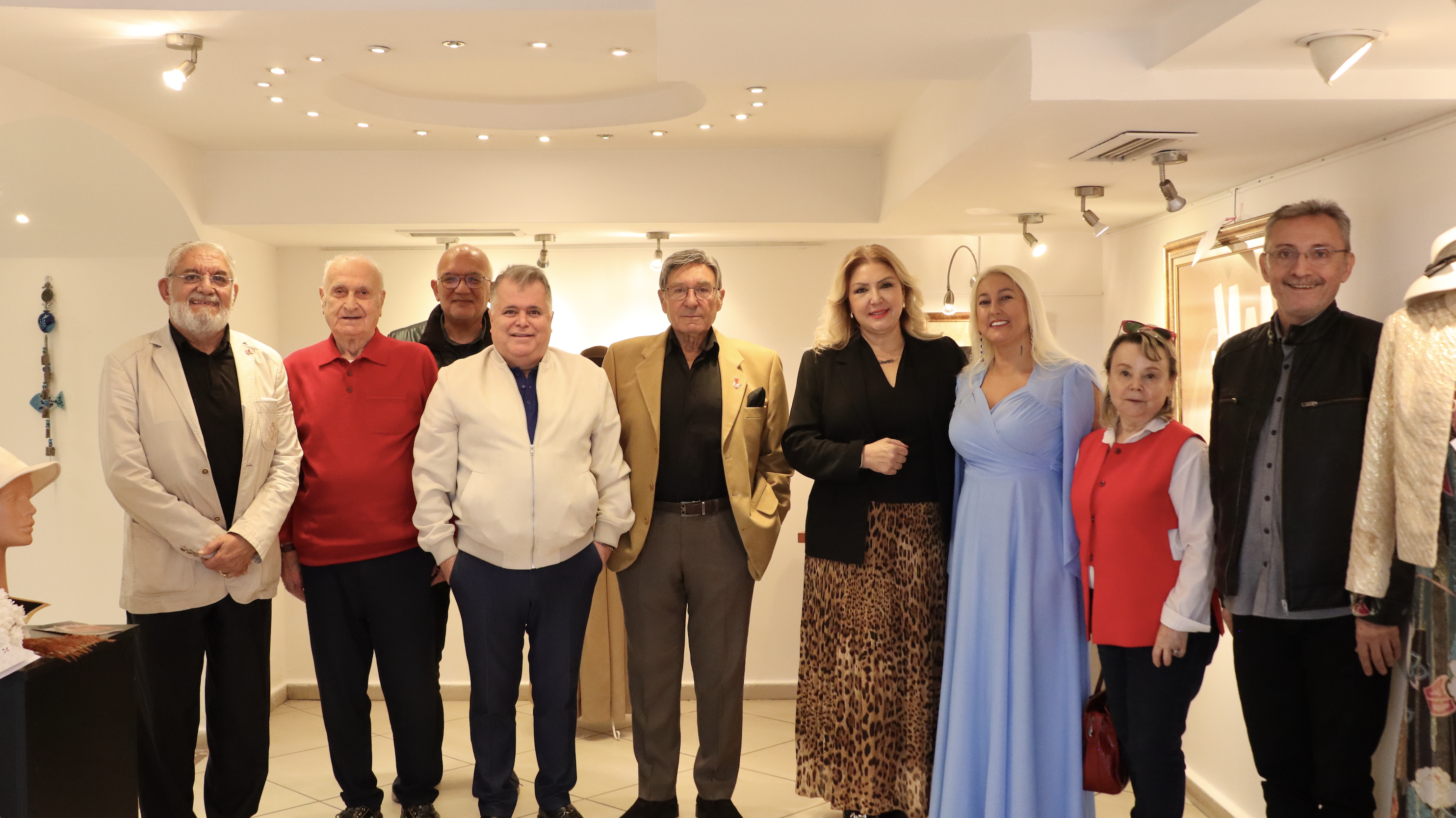 Geçmişin Gardırobu6