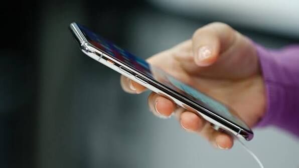 İstanbulluların dijital alışkanlıkları araştırıldı: İnternete erişimde cep telefonu zirvede