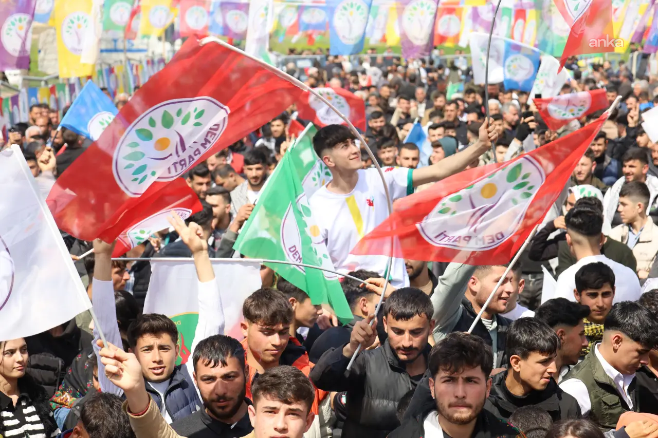 DEM Partili belediyelerden Bakanlığa 'dil' başvurusu