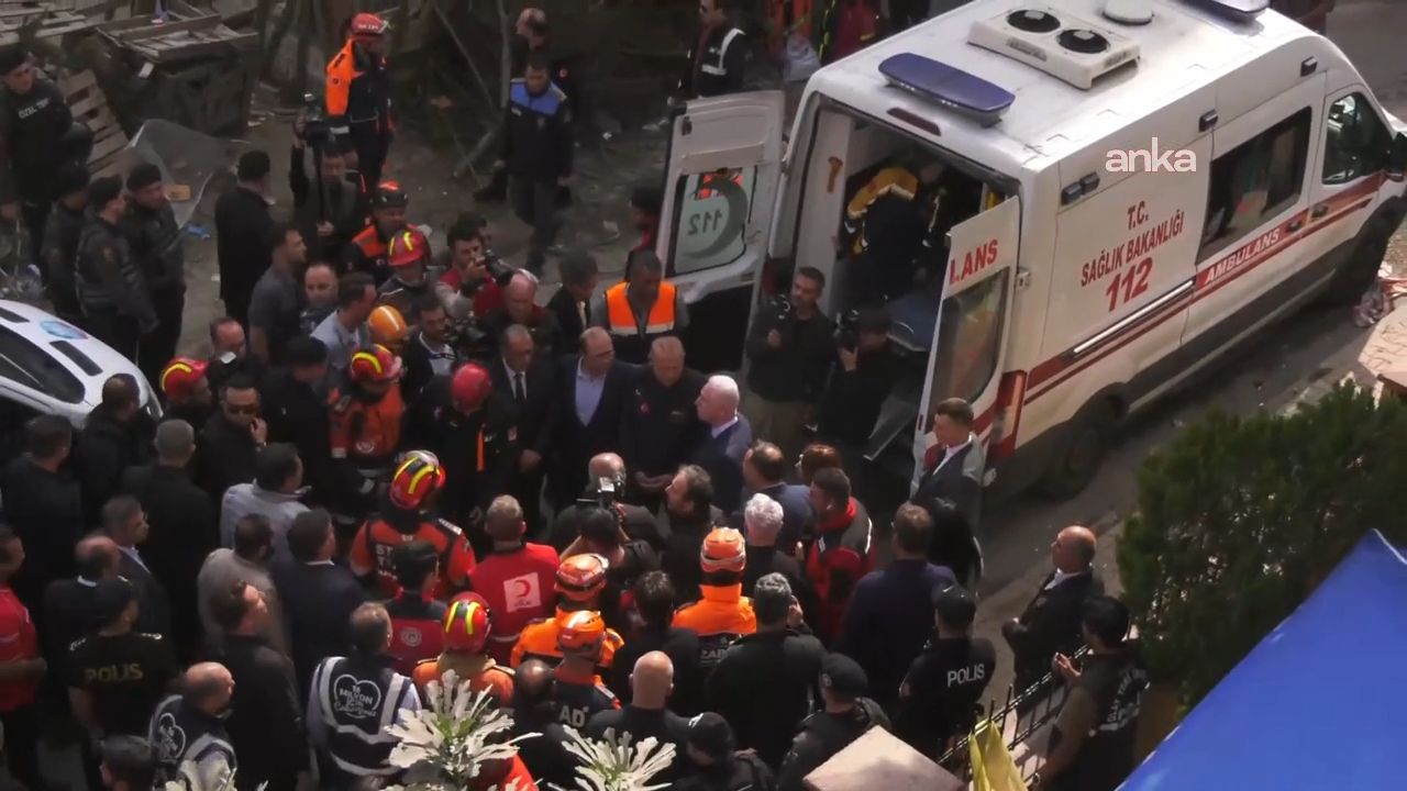 Maltepe’de çöken binaya ilişkin konuşan Vali Gül: