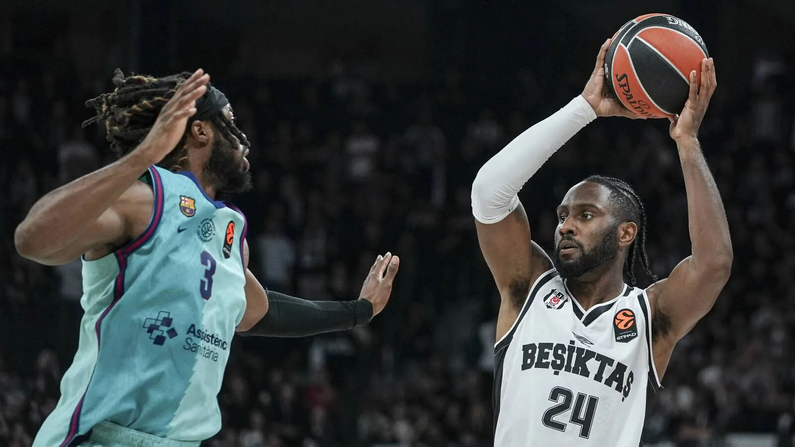Beşiktaş, EuroLeague’de Barcelona’ya 95-82 mağlup oldu