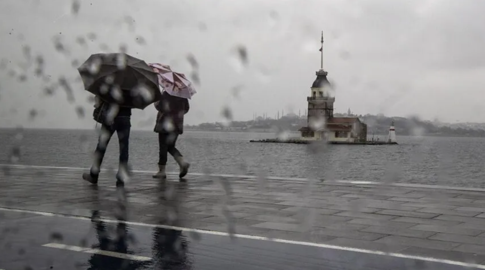 AKOM'dan İstanbul'da Yarın Ve Cumartesi Günü İçin Sağanak Uyarısı-1