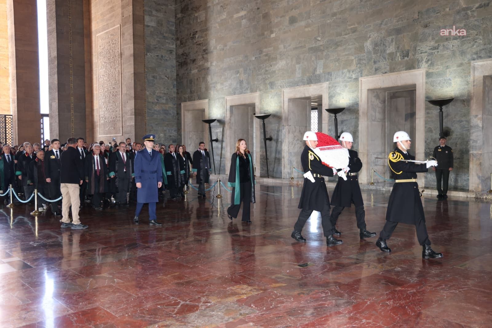 Ankara Barosu'nun Yeni Yönetiminden Anıtkabir’e Ziyaret1