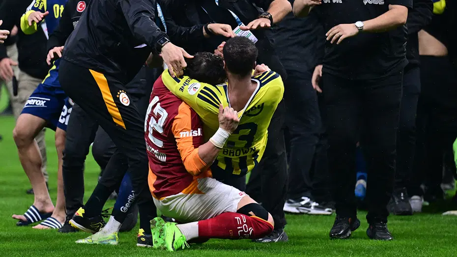 Archie Brown Abdulkerim Bardakci 1 M235N 468780