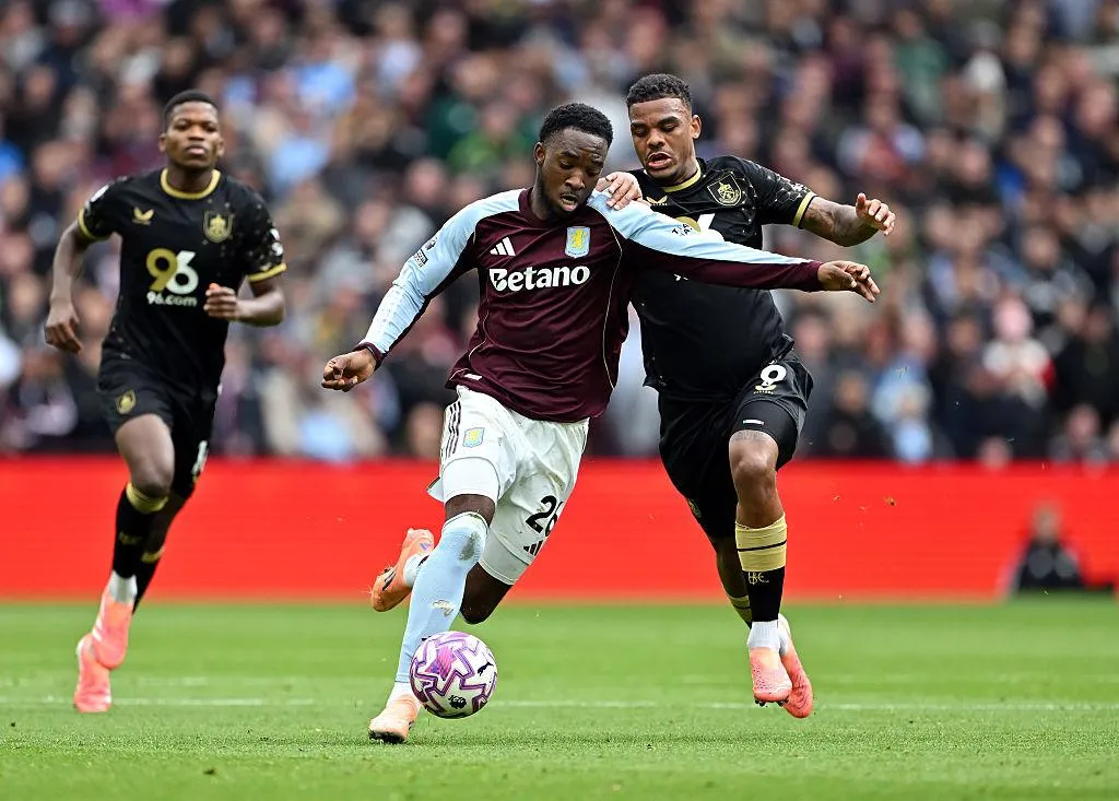 Aston Villa 3