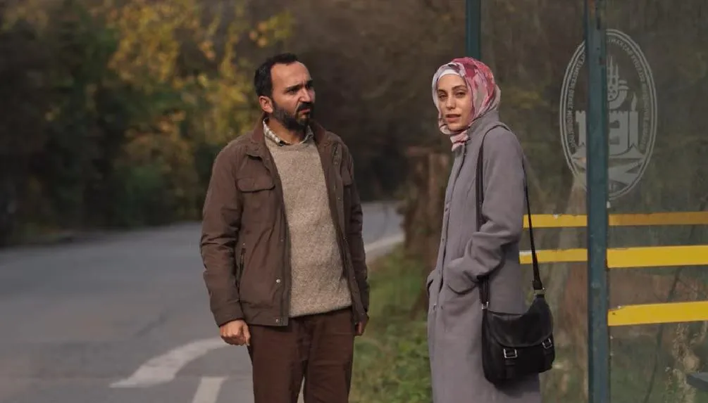 Bir Başkadır 3