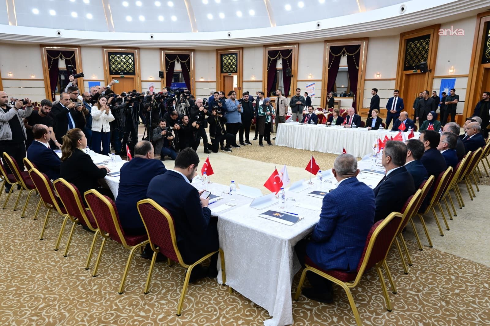 AK Parti Grup Başkanı Güler'den partililere 'fon krizi' mesajı-1