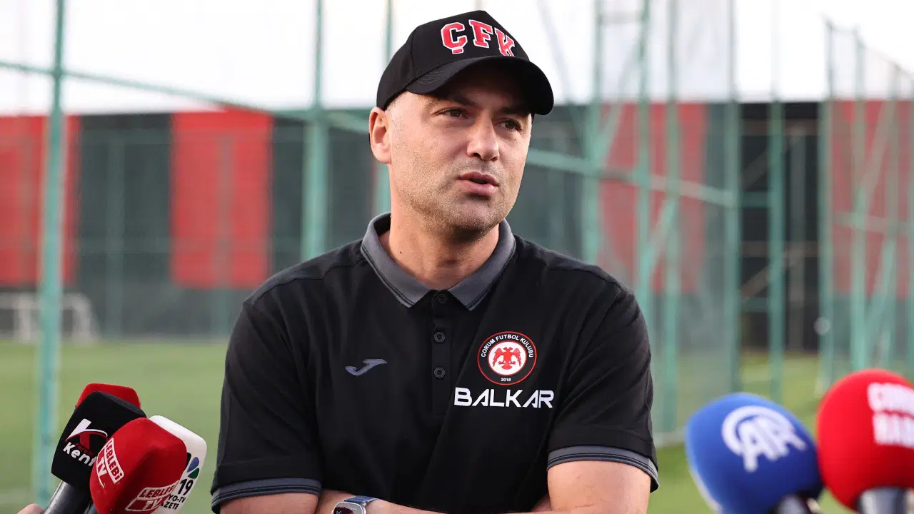 Gaziantep FK maçı öncesi Burak Yılmaz'dan MHK soruşturması çıkışı-1