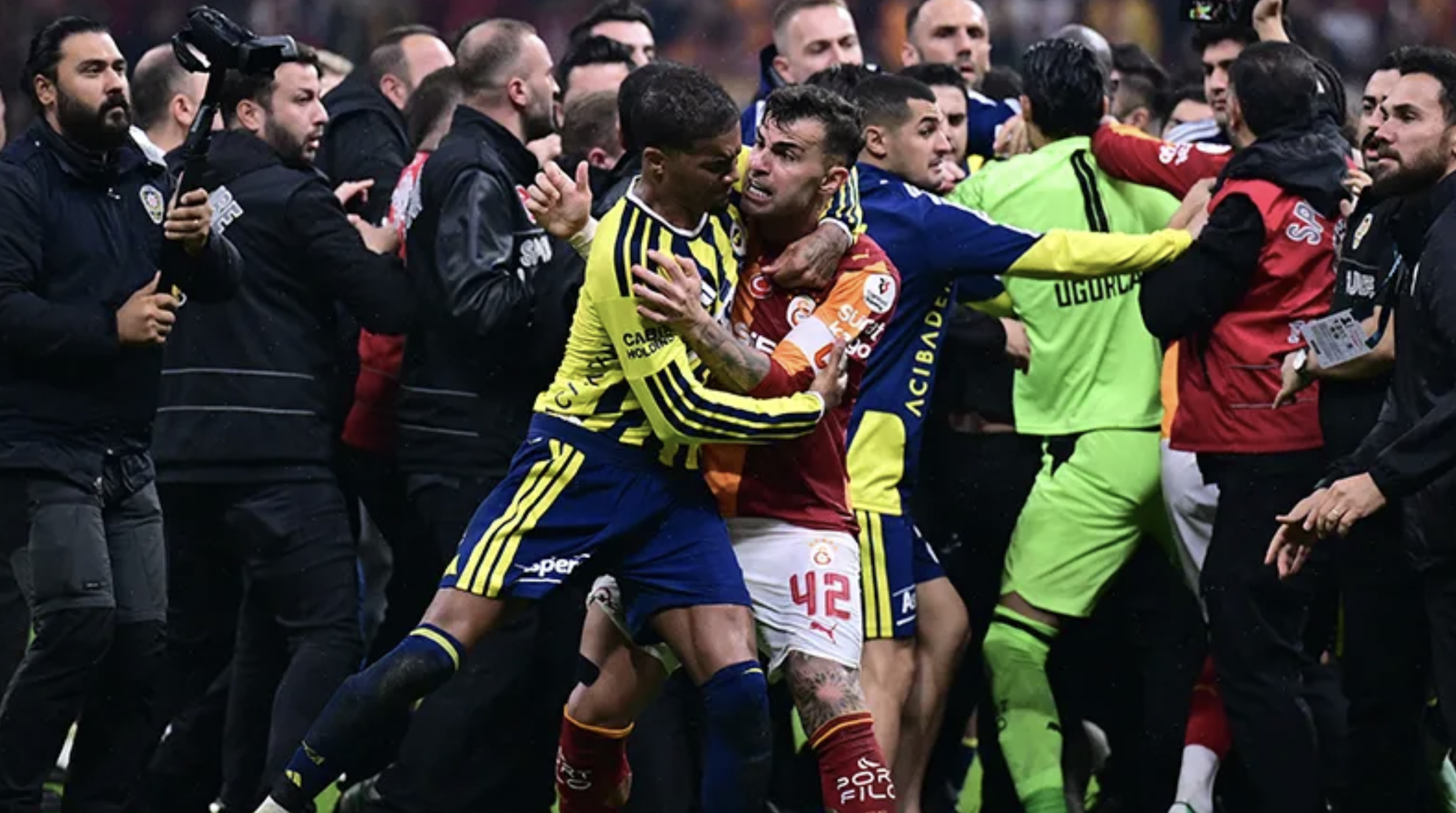 Galatasaray-Fenerbahçe derbisinin ardından PFDK sevkleri açıklandı