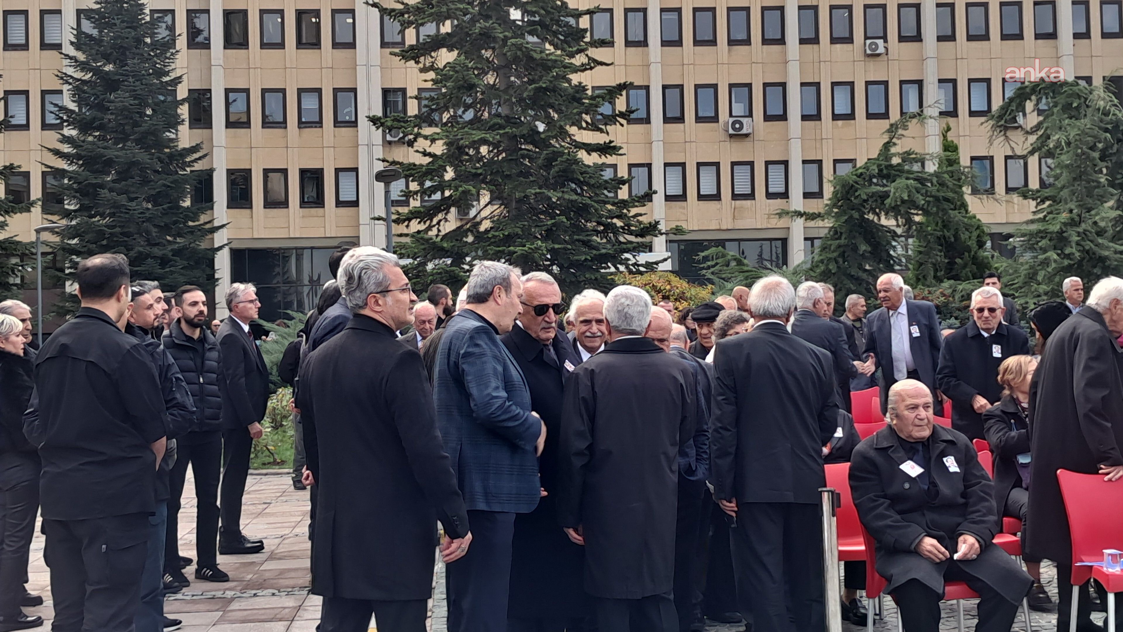 Hayatını Kaybeden Eski Devlet Bakanı Ünal Erkan Için Emniyet'te Tören Düzenlendi2