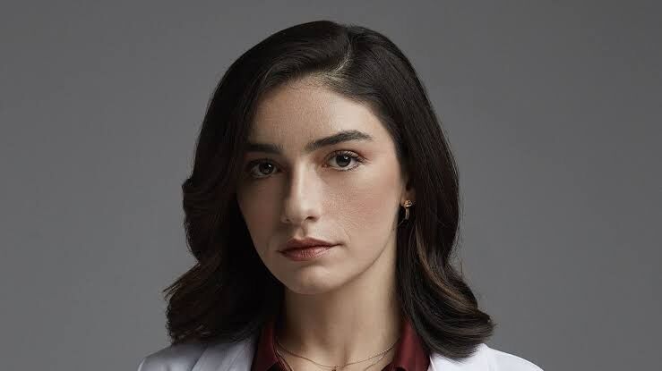 Hazar Erguclu 3