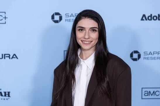 Hazar Erguclu 4