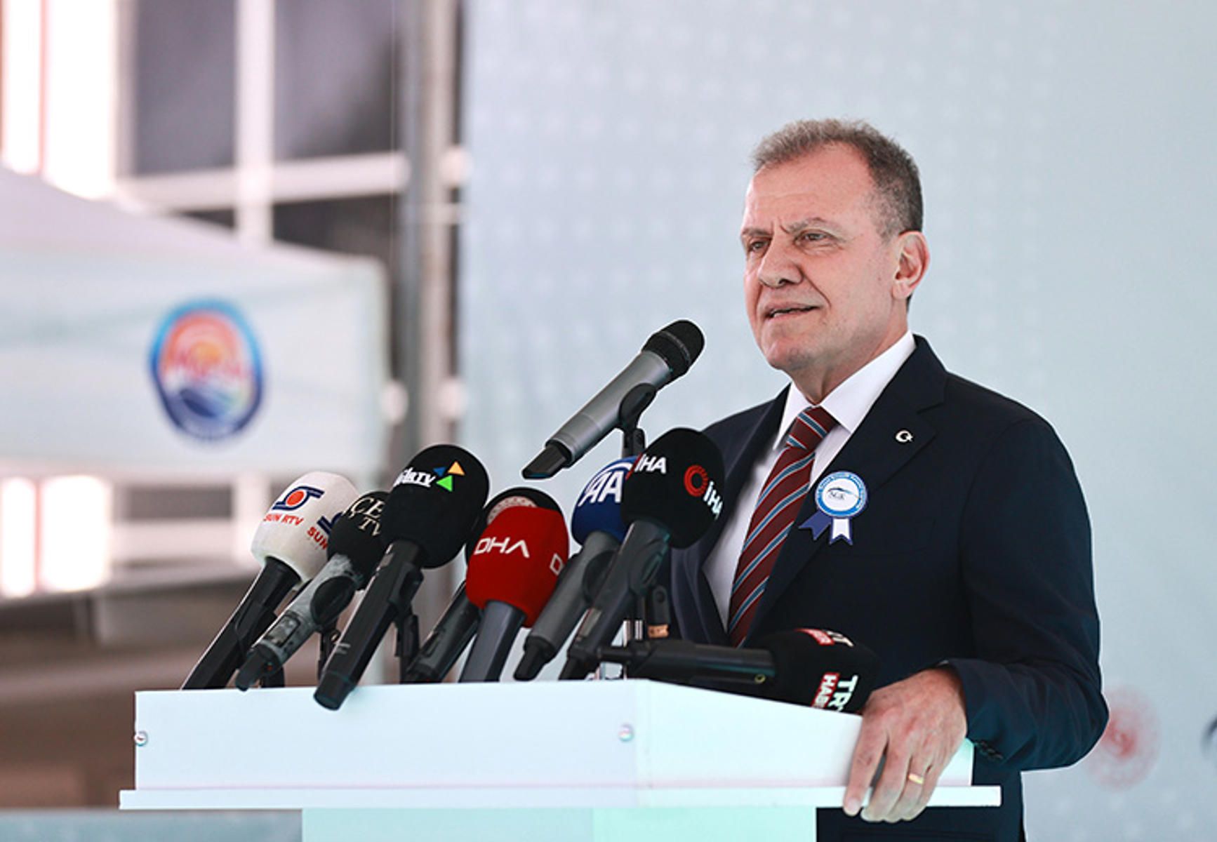 Vahap Seçer 2