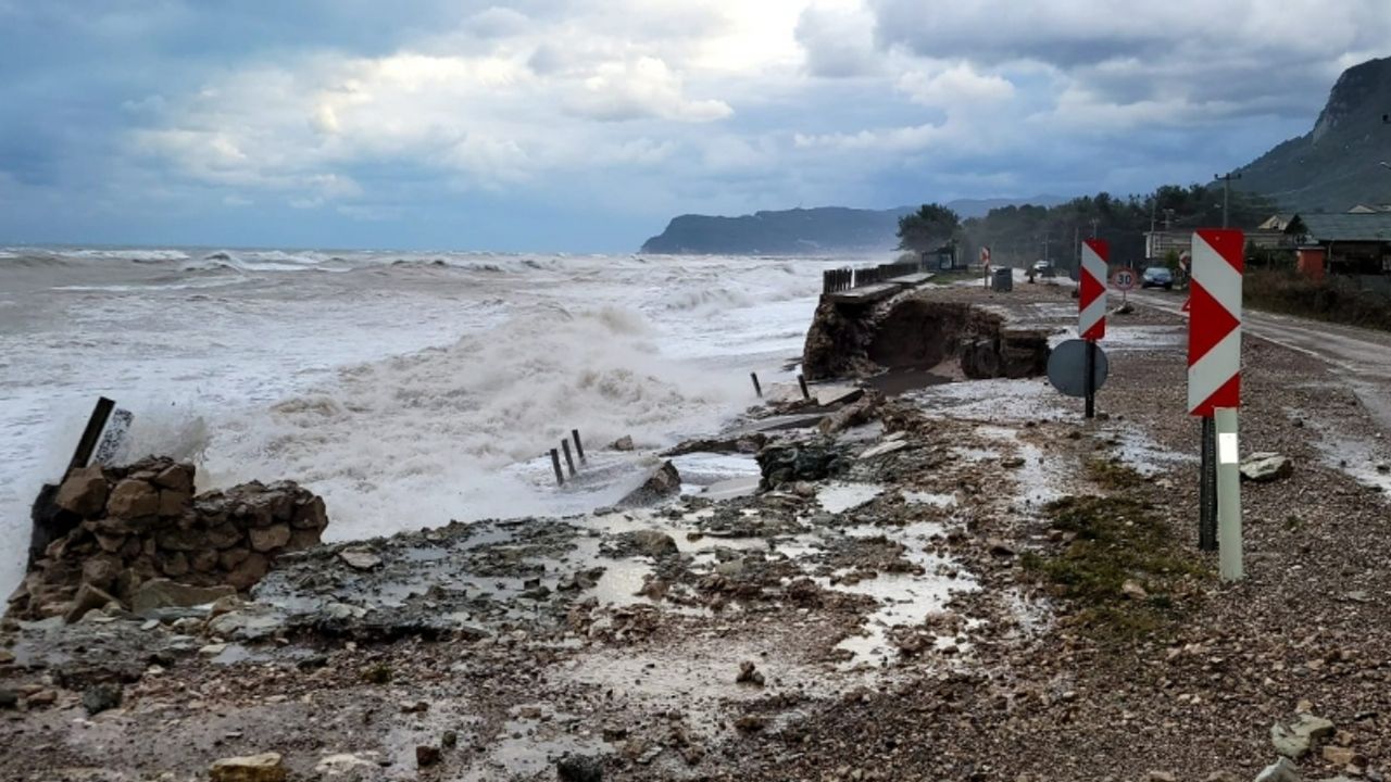Kastamonu'daki olumsuz hava koşullarından 5 ilçe etkilendi
