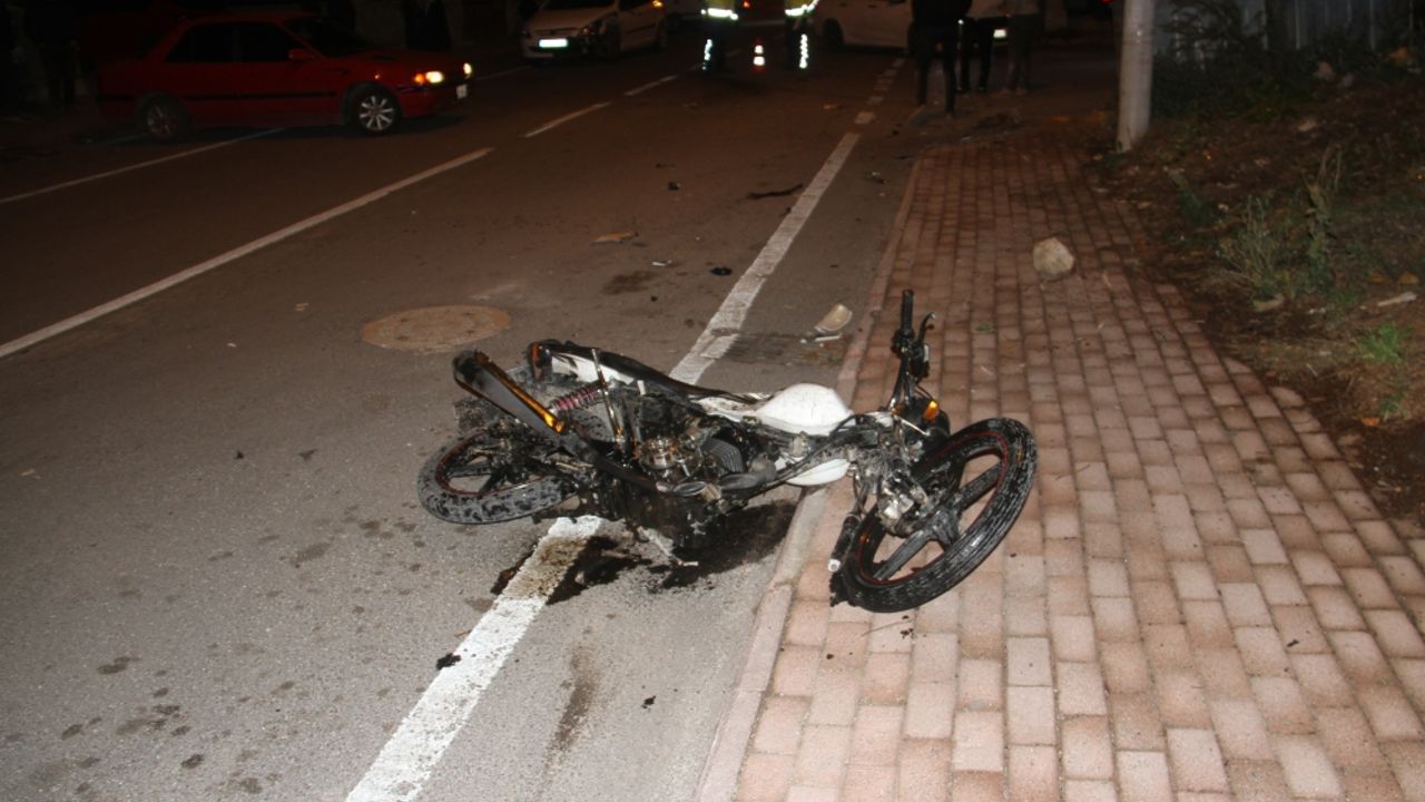 Konya'da otomobille çarpışan motosikletin sürücüsü yaralandı