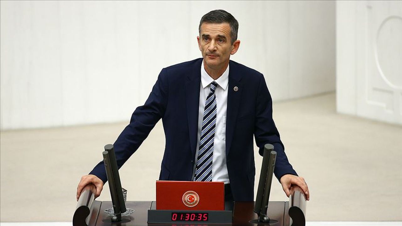 İYİ Parti milletvekili Ümit Dikbayır'dan istifasına ilişkin açıklaması geldi!