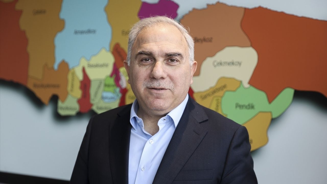 AK Parti'den yeniden aday gösterilen Fatih Belediye Başkanı Turan, projelerini anlattı: