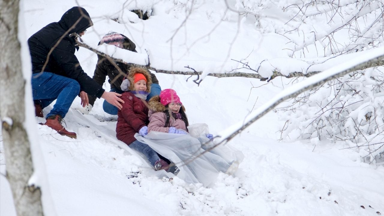 GÜNCELLEME (2) - Kırklareli'nde kar yağışı etkisini arttırdı