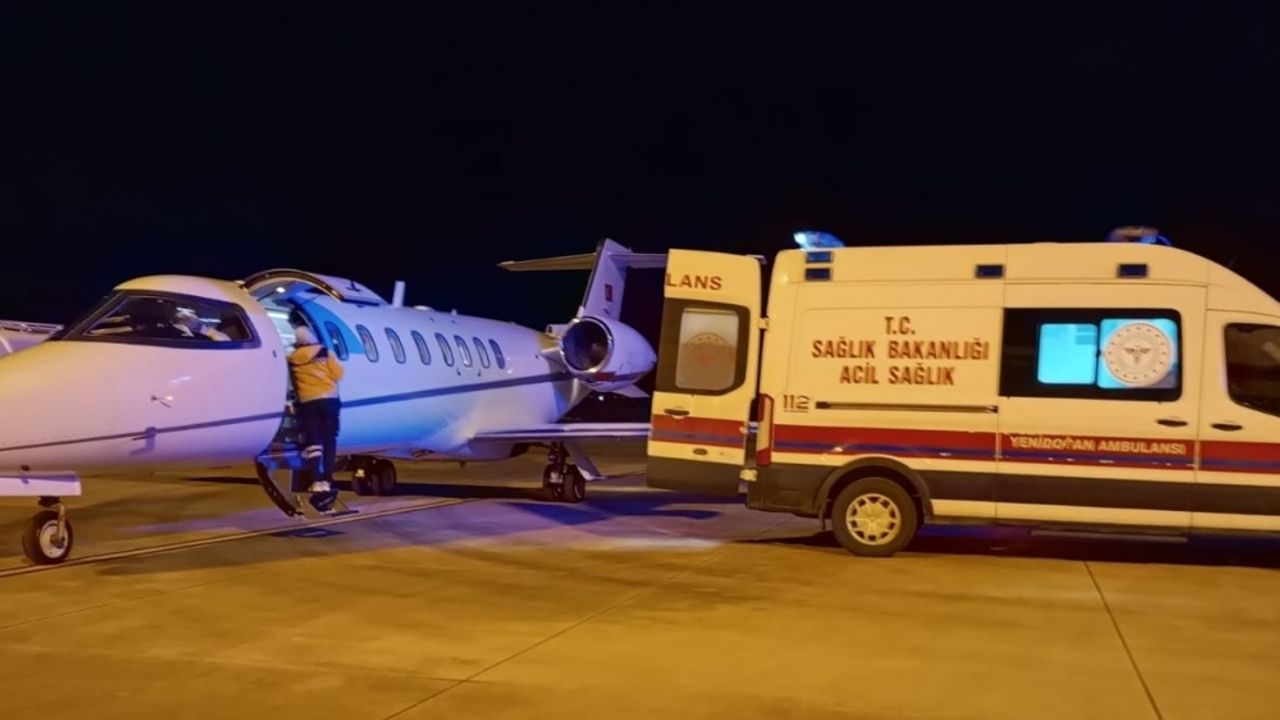 Mardin'de 9 günlük Emine bebek ambulans uçakla Ankara'ya sevk edildi