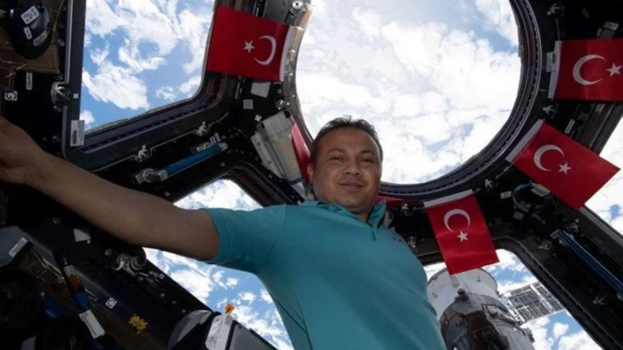 Alper Gezeravcı, Uzay İstasyonu ile bugün Türkiye üzerinden geçti