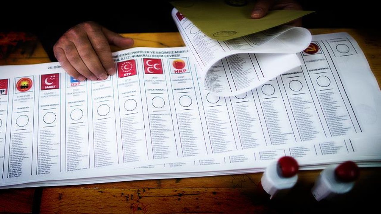 CHP ve Zafer Partisi'nin 'oy pusulası' itirazına YSK'dan cevap