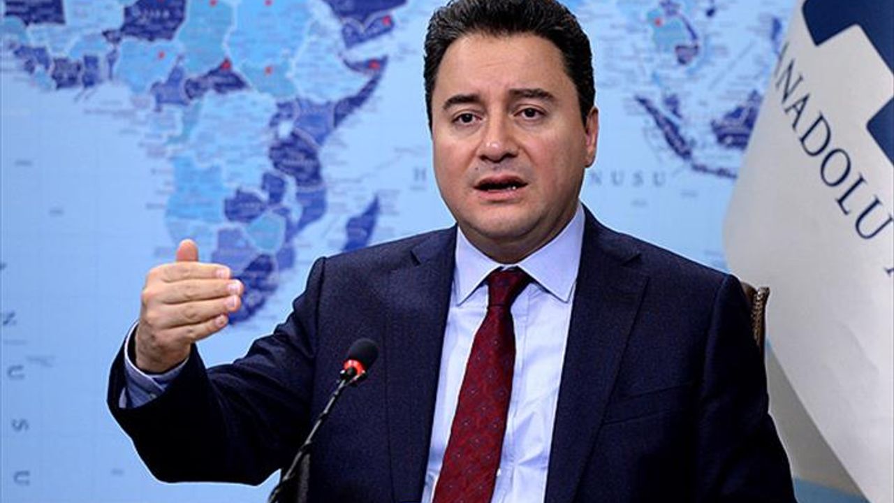DEVA Partisi Genel Başkanı Babacan, Adıyaman'da depremzedelerle bir araya geldi