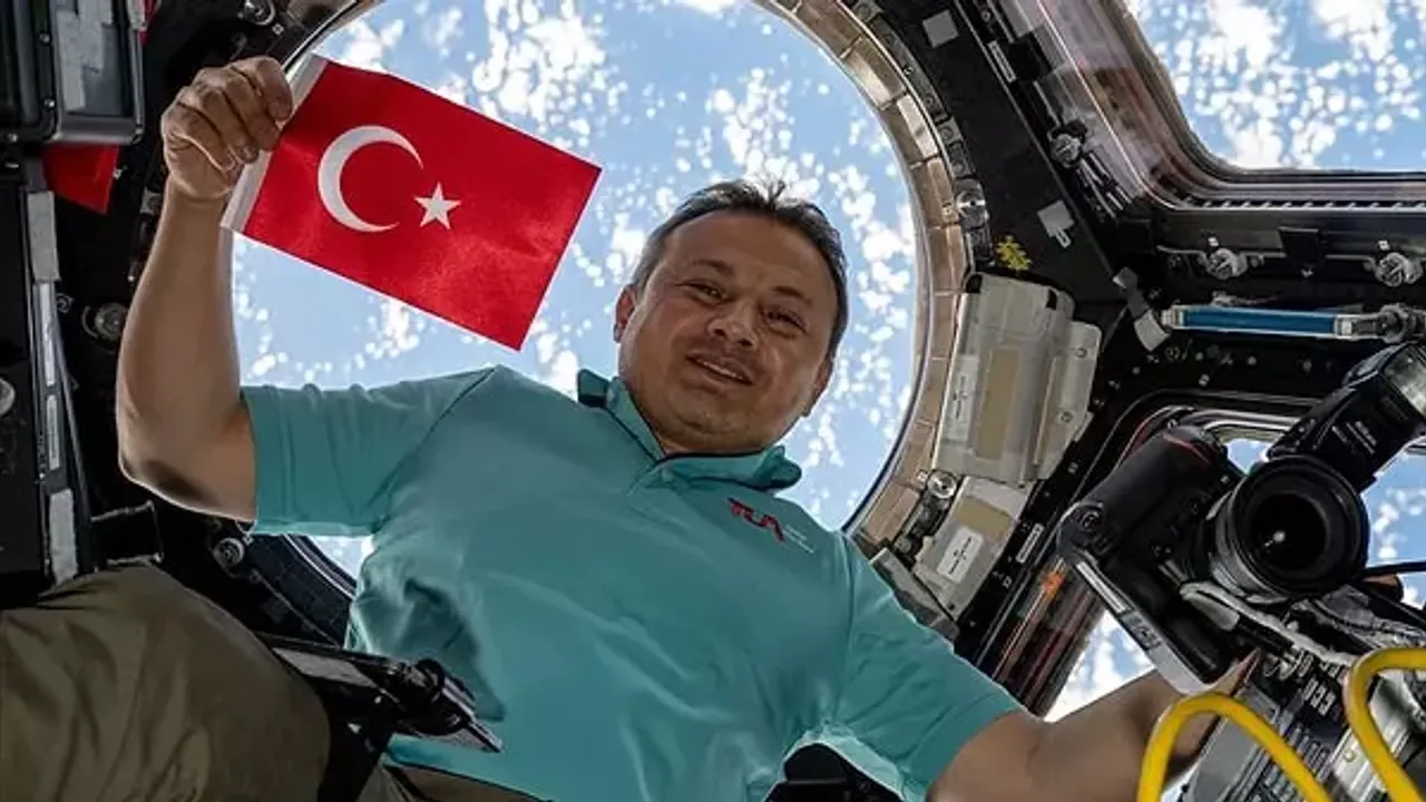 Astronot Gezeravcı'nın dönüş tarihi ertelendi