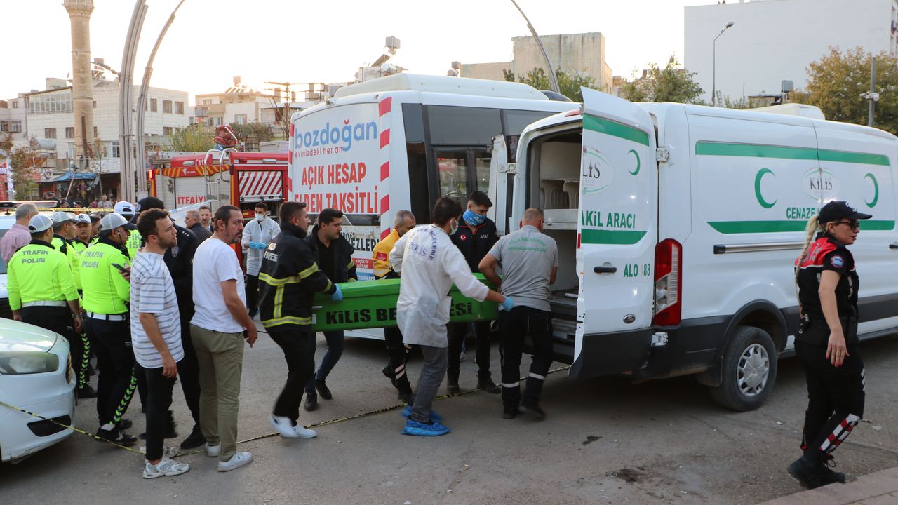Kilis'te otobüsün yayaya çarptığı trafik kazasında 1 kişi hayatını kaybetti