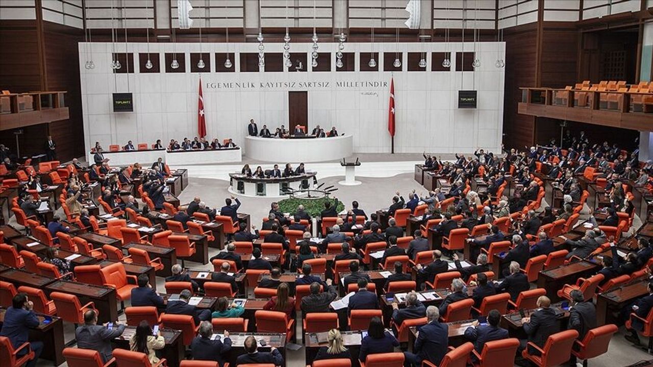 Meclis'te stajyer çocuklara taciz skandalı: Görevden uzaklaştırılan personel tutuklandı