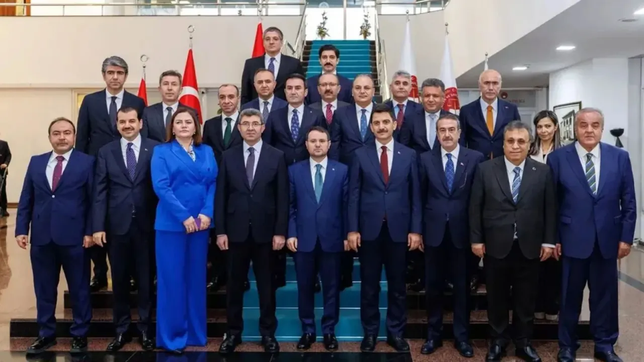 Adalet Bakanı Akın Gürlek Duyurdu! Hakim ve Savcı Atamalarında Yeni Dönem Başlıyor