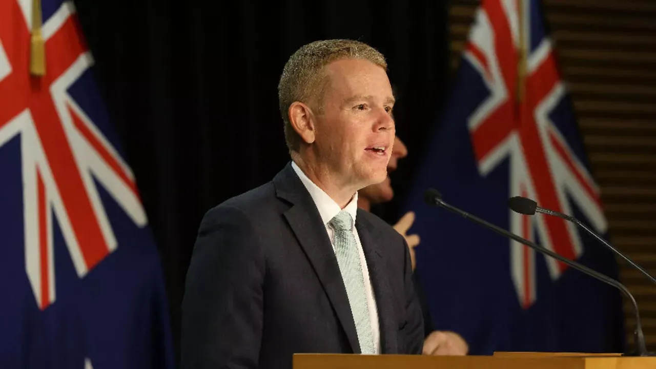 Yeni Zelanda Başbakanı Hipkins: Kendimizi nükleer düzenlemenin parçası olarak görmüyoruz