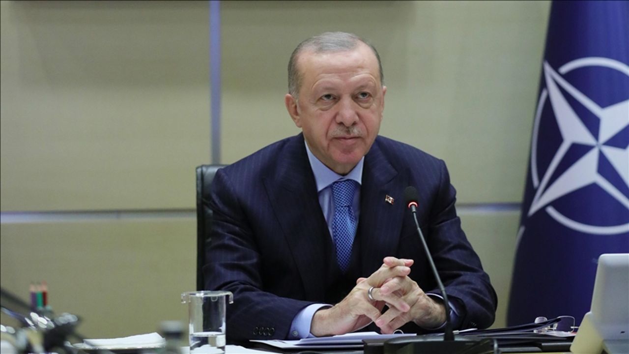 NATO Zirvesi öncesinde konuşan Erdoğan, "Türkiye'nin AB'de önünü açın, biz de İsveç'in önünü açalım" dedi