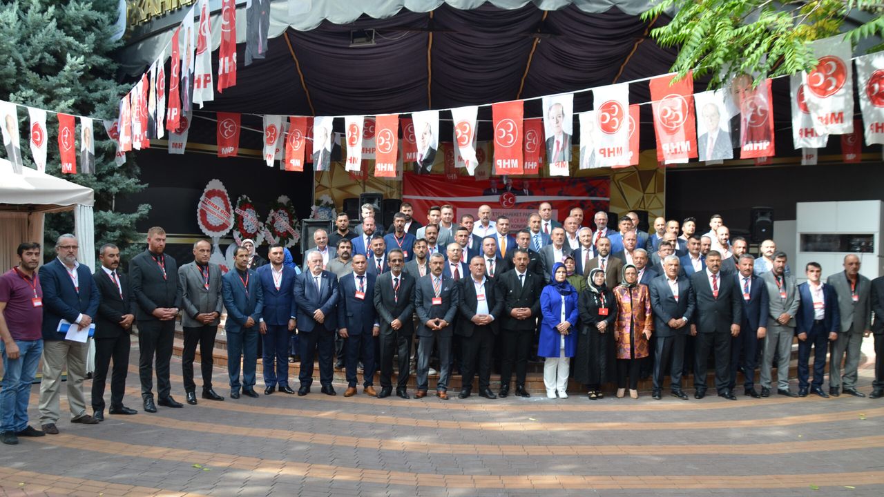 MHP Genel Başkan Yardımcısı Yıldırım, partisinin Kahramankazan'daki kongresine katıldı