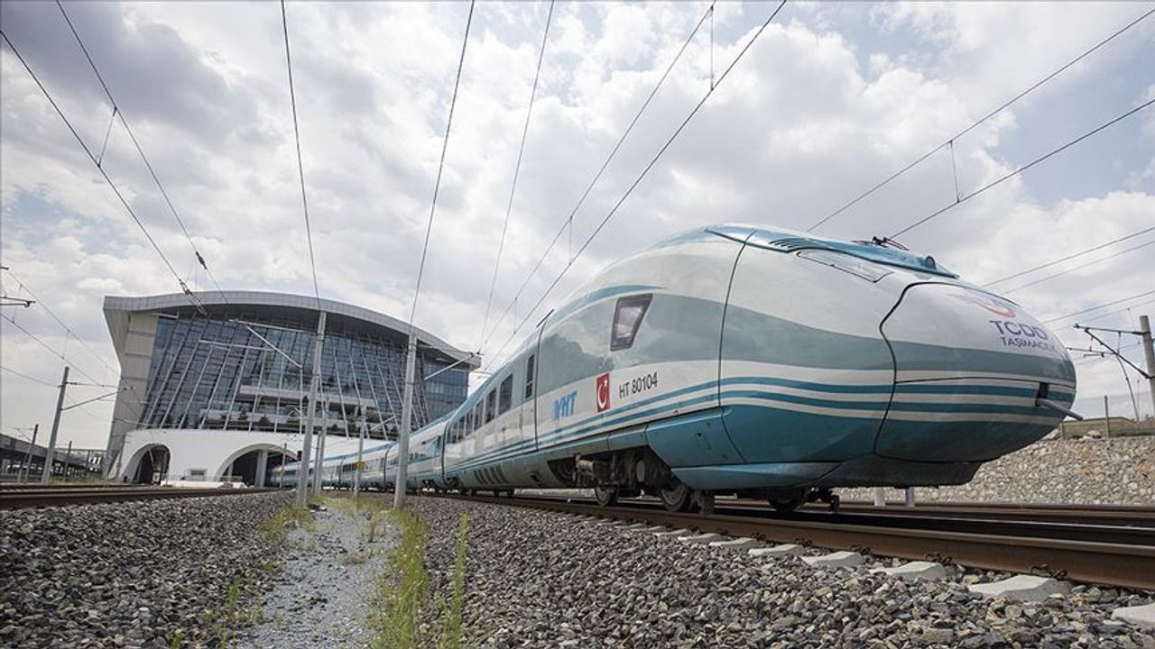 Yüksek hızlı trenlerle bu yıl hedef 12,5 milyon yolcu
