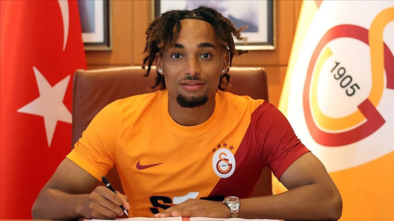 Sacha Boey için Galatasaray'da plan yapılıyor