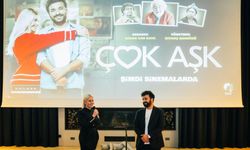 "Çok Aşk" filmine İzmir'de özel gösterim yapıldı
