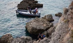 Antalya'da kayalıklarda kadın cesedi bulundu