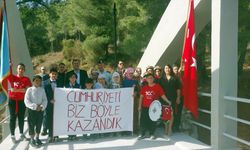 Dalaman'daki tarihi Atatürk Köprüsü'nde Cumhuriyet'in 100. yıl dönümü kutlandı