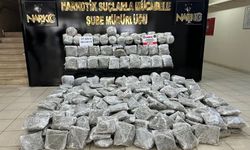 Diyarbakır'da 257 kilo skunk ele geçirildi