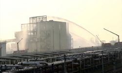 GÜNCELLEME - Kocaeli'de gübre fabrikasında çıkan yangın söndürüldü