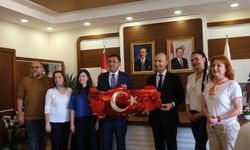 İstanbul İl Milli Eğitim Müdürü Yentür, öğretmen ve velilerle bir araya geldi