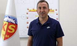 Kayserispor Teknik Direktörü Recep Uçar'ın hedefi coşkulu oyun: