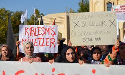 Kütahya'da üniversite öğrencileri İsrail'in Gazze'ye saldırılarını protesto etti