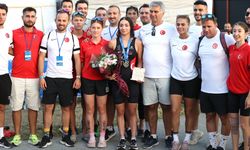 Mersin'deki Avrupa Triatlon Kupası'nda ilk gün yarışları tamamlandı