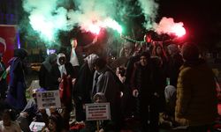 Nevşehir'de Filistin'e destek için "karanlığa meşale yakın" eylemi