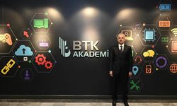 Ulaştırma ve Altyapı Bakanı Uraloğlu, BTK Akademi'yi ziyaret etti: