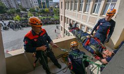 Van'da tüm okullarda deprem tahliye tatbikatı yapıldı