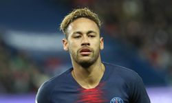 Neymar , sakatlığı nedeniyle sahalardan bir süre uzaklaşacak