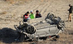 Denizli'de takla atan otomobildeki iki kardeşten biri öldü